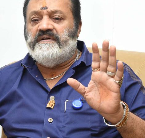 केरल: झड़प में घायल भाजपा कार्यकर्ताओं से मिले केंद्रीय मंत्री