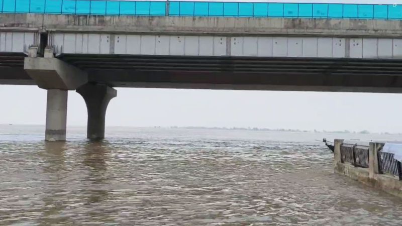 पटना:गंगा का जलस्तर खतरे के निशान से 99 सेंटीमीटर ऊपर दर्ज