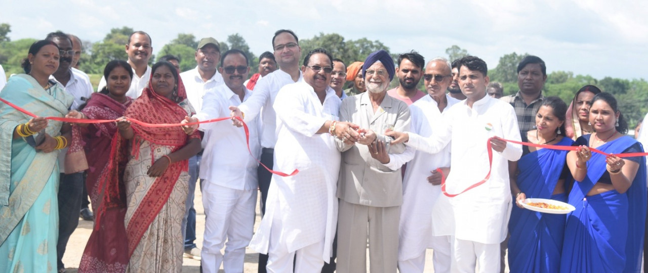 प्लास्टिक कचरे के प्रबंधन में प्रदेश का दूसरा और सरगुजा संभाग का पहला जिला स्तरीय प्लास्टिक प्रोसेसिंग केन्द्र का शुभारंभ