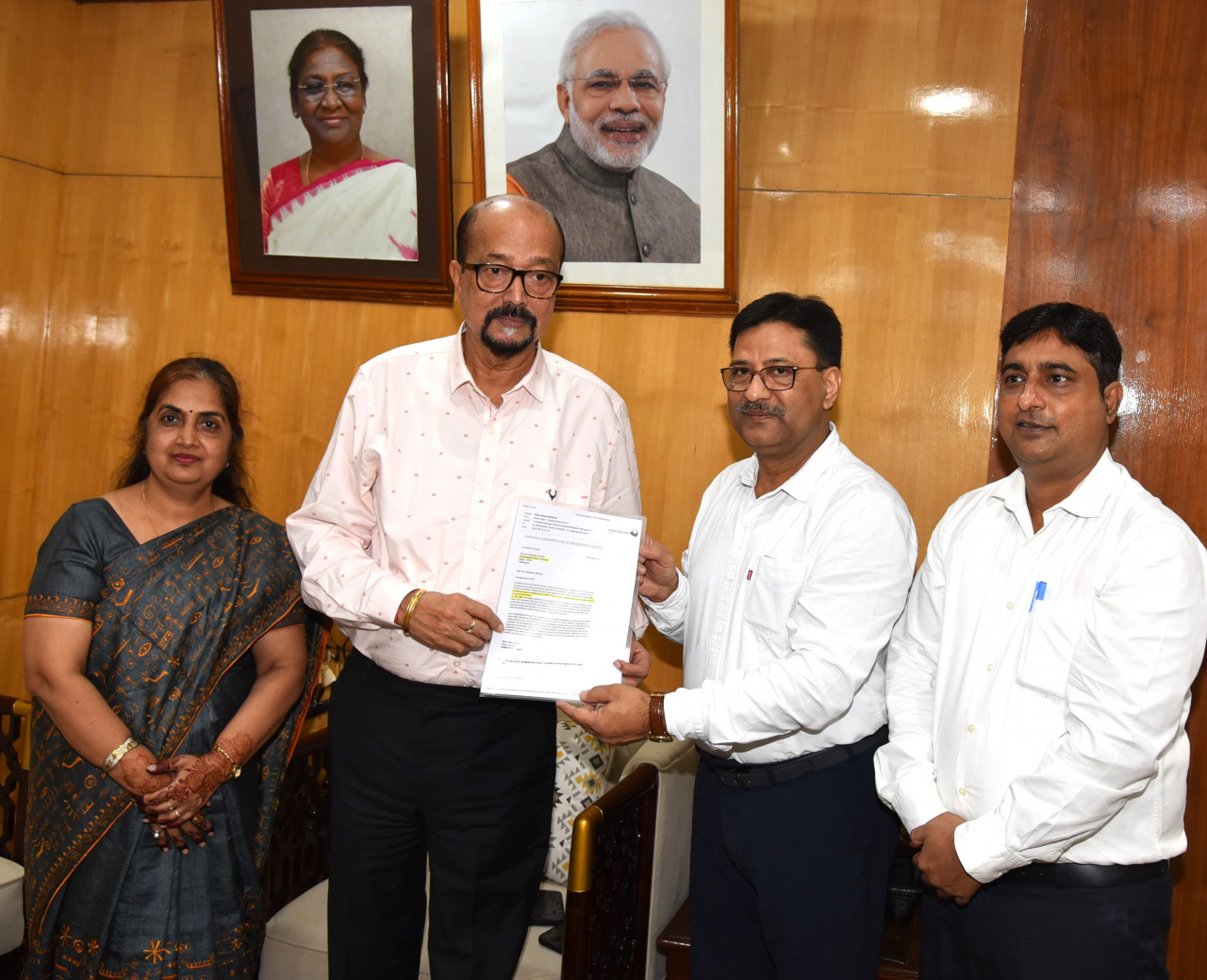 राज्यपाल डेका ने रविशंकर विश्वविद्यालय को नैक ए प्लस ग्रेड मिलने पर दी शुभकामनाएं