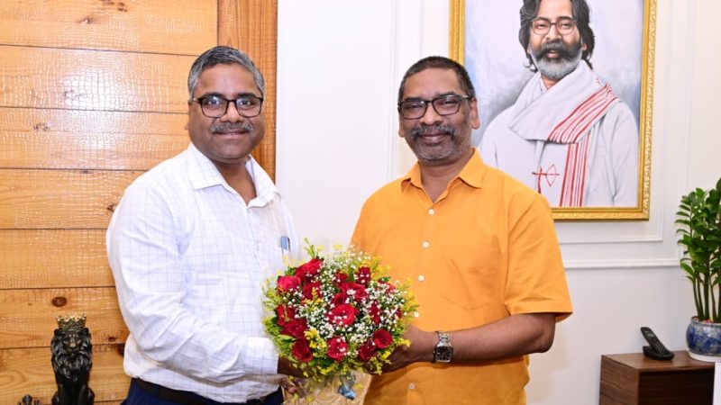 इंडियन इंस्टीट्यूट ऑफ़ इंफॉर्मेशन टेक्नोलॉजी के निदेशक ने मुख्यमंत्री हेमंत सोरेन से की मुलाकात