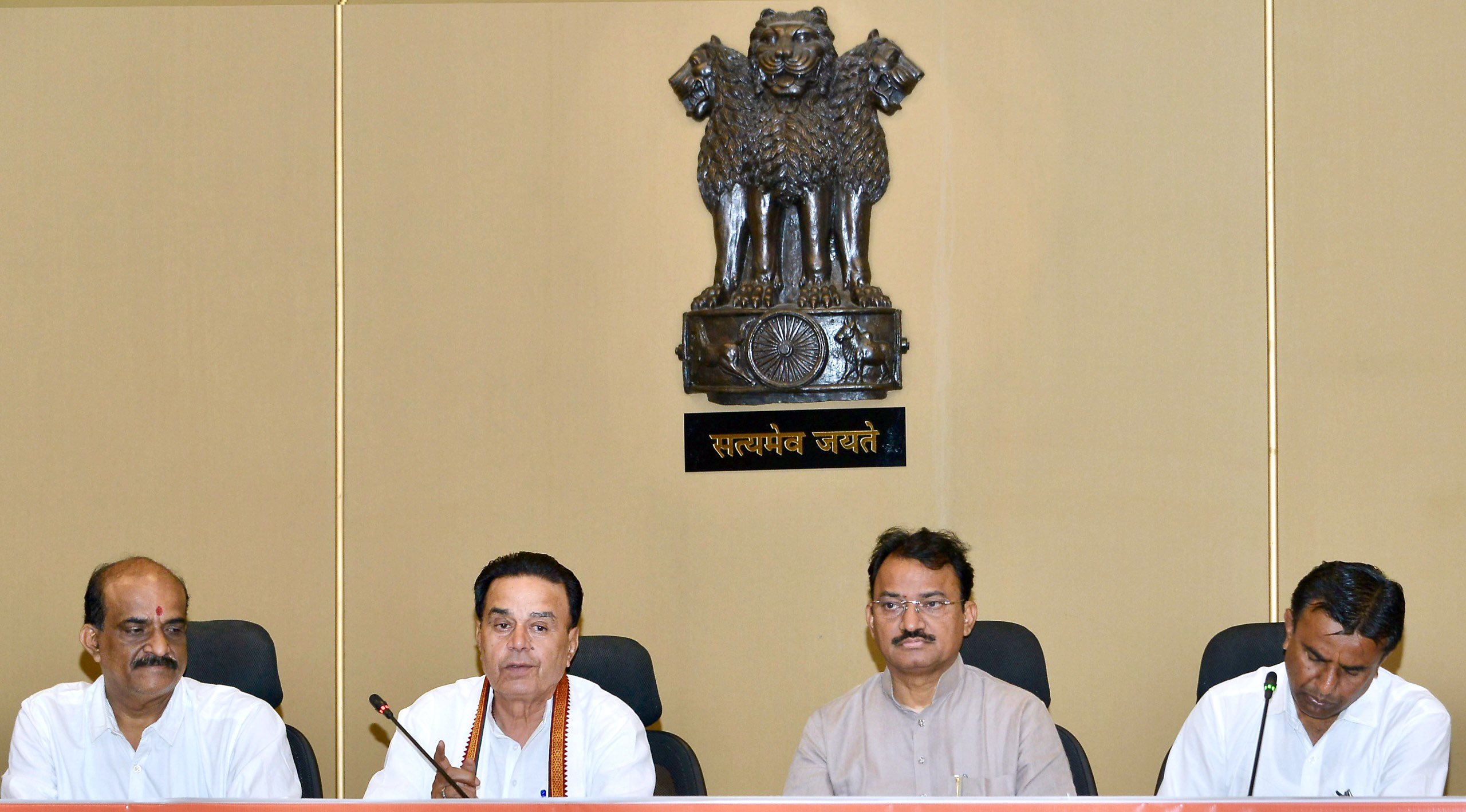 राज्य मंत्रिमंडल की शुक्रवार को जयपुर में हुई बैठक में महाराणा प्रताप स्पोर्ट्स यूनिवर्सिटी जयपुर विधेयक 2025 के प्रारूप को मंजूरी दी गई