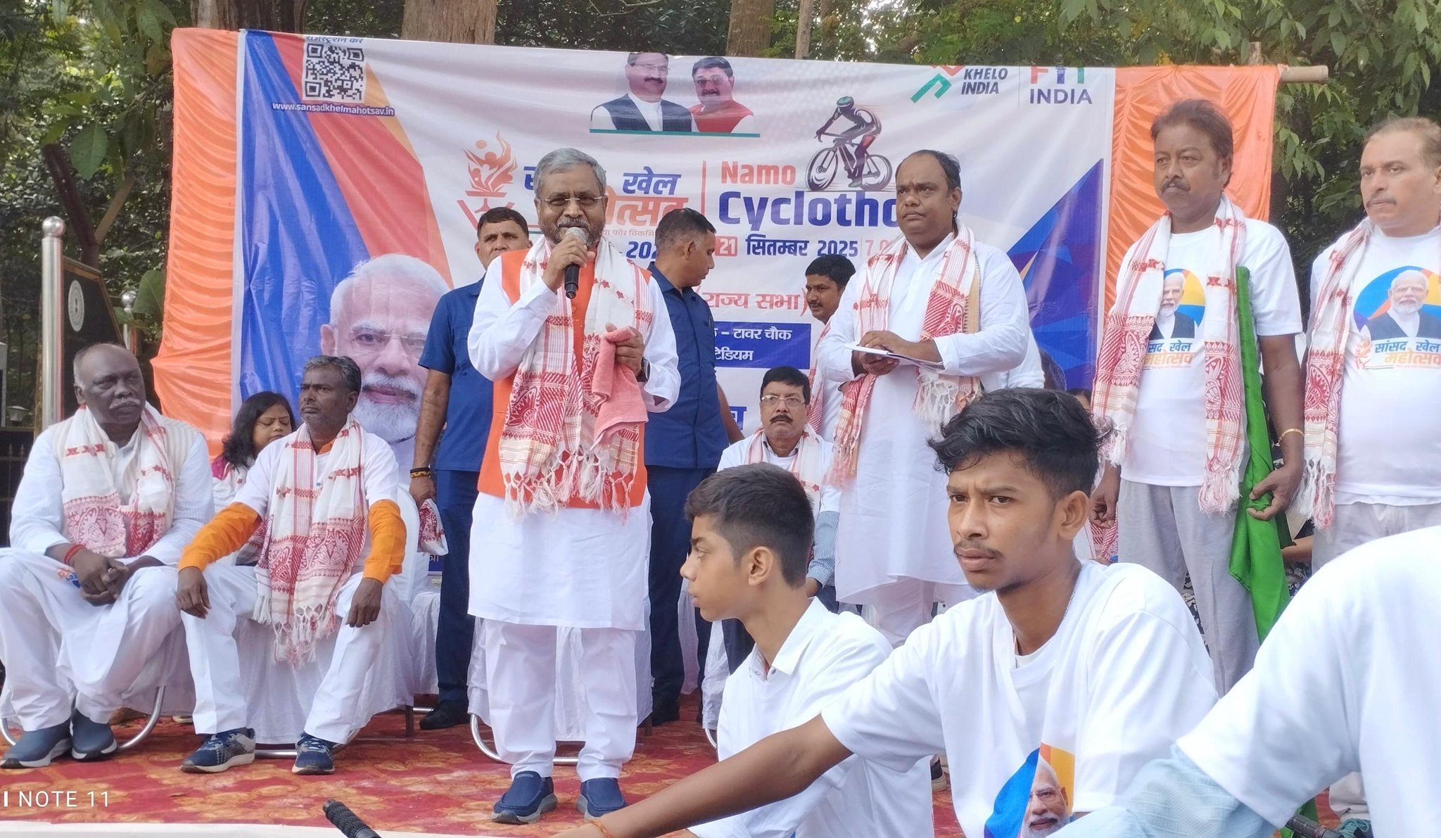 दुमका में सांसद प्रदीप कुमार वर्मा की पहल पर सांसद खेल महोत्सव का आगाज़