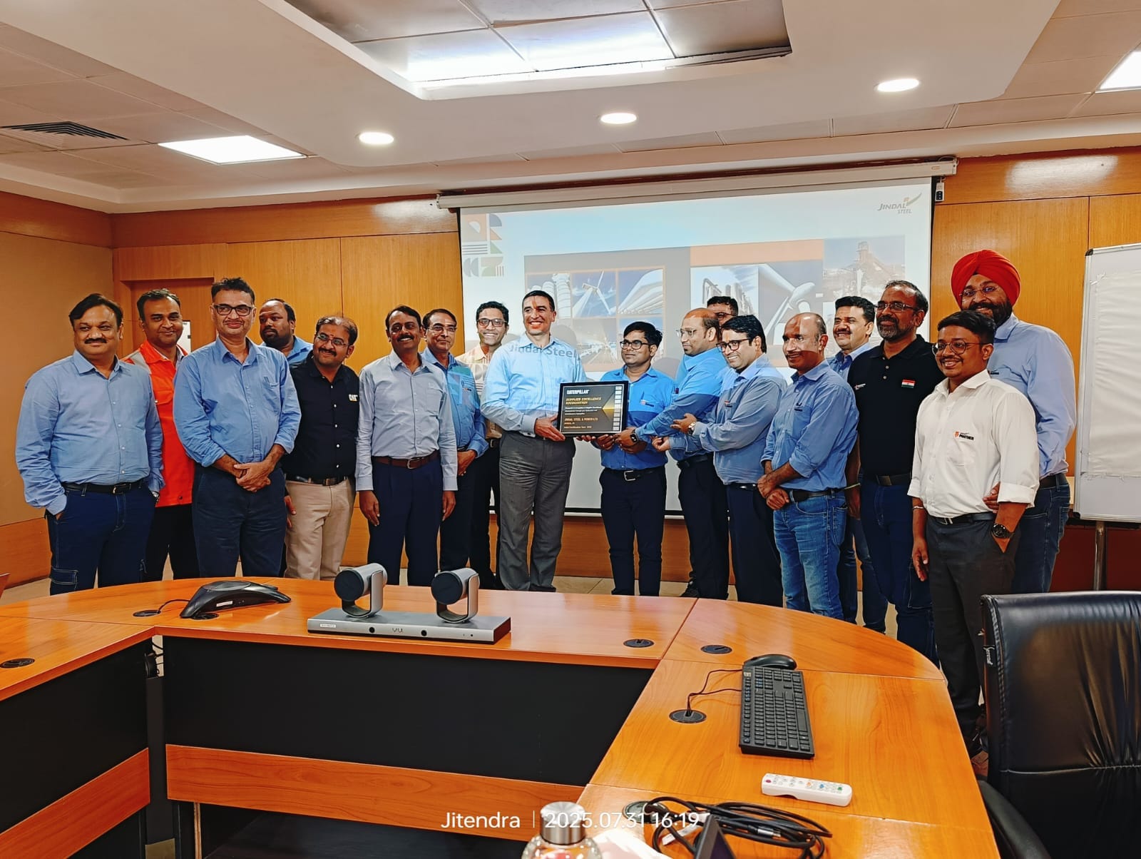 कैटरपिलर इंक. द्वारा जिन्दल स्टील लिमिटेड को सप्लायर एक्सीलेंस रिकग्निशन (SER) प्रमाणपत्र से सम्मानित किया गया