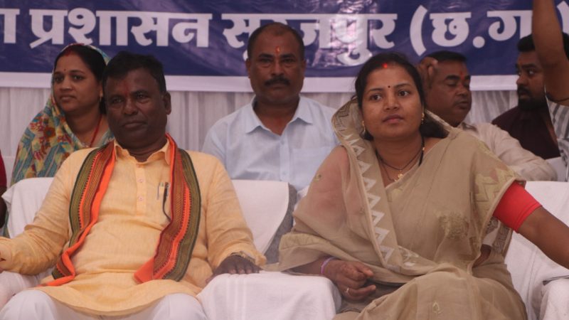 मंत्री लक्ष्मी राजवाड़े के मुख्य आतिथ्य में सेवा पखवाड़ा के तहत दिव्यांगजनों एवं वरिष्ठजनों का सम्मान