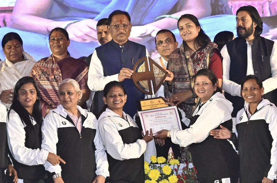 महतारियों के सशक्तिकरण में छत्तीसगढ़ सरकार ने कायम की मिसाल