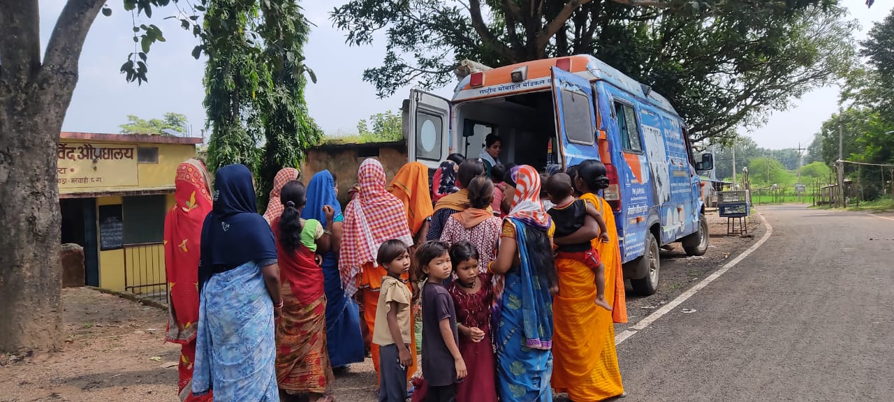 स्वस्थ नारी, सशक्त परिवार अभियान‘ अंतर्गत सुदूर अंचलों तक पहुँची विशेषज्ञ स्वास्थ्य सेवाएँ