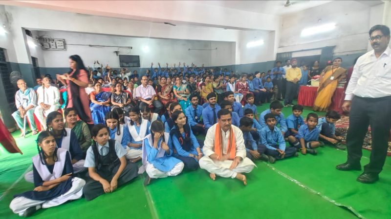 केंद्रीय राज्य मंत्री तोखन साहू ने तिफरा में किया सेवा पखवाड़ा का शुभारंभ