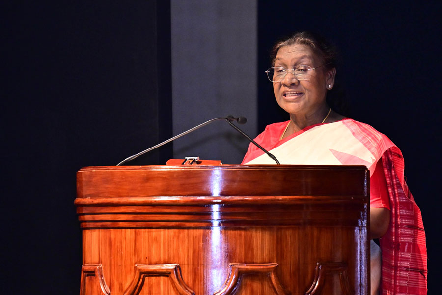 भारतीय पुलिस सेवा के परिवीक्षाधीन अधिकारियों ने राष्ट्रपति से मुलाकात की