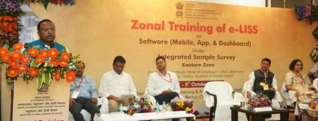 पशुपालन और डेयरी उद्योग से आत्मनिर्भर भारत के लक्ष्य को आगे बढ़ाएंगे: मंत्री रामविचार नेताम