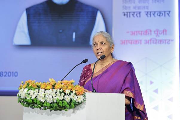केंद्रीय वित्त मंत्री श्रीमती निर्मला सीतारमण ने गांधीनगर में राष्ट्रव्यापी वित्तीय जागरूकता अभियान “आपकी पूंजी, आपका अधिकार” लॉन्च किया