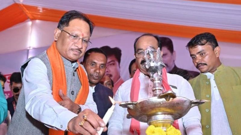 मुख्यमंत्री विष्णुदेव साय सर्व पिछड़ा वर्ग समाज के स्थापना दिवस में हुए शामिल