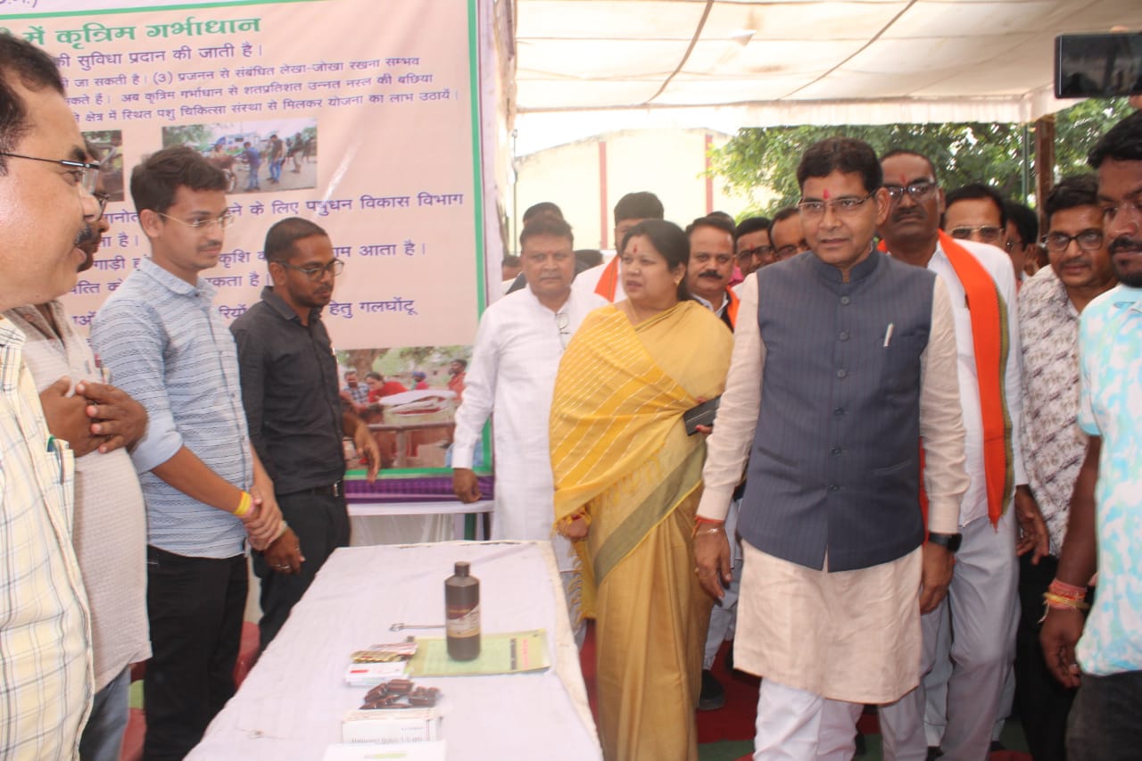 किसान हैं विकसित भारत की रीढ़, तिलहन उत्पादन से बढ़ेगी आत्मनिर्भरता:मंत्री टंक राम वर्मा