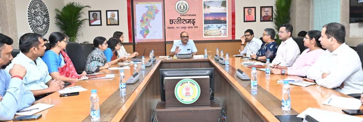 मुख्यमंत्री के निर्देशों पर त्वरित अमल सुनिश्चित करें: मुख्य सचिव विकास शील