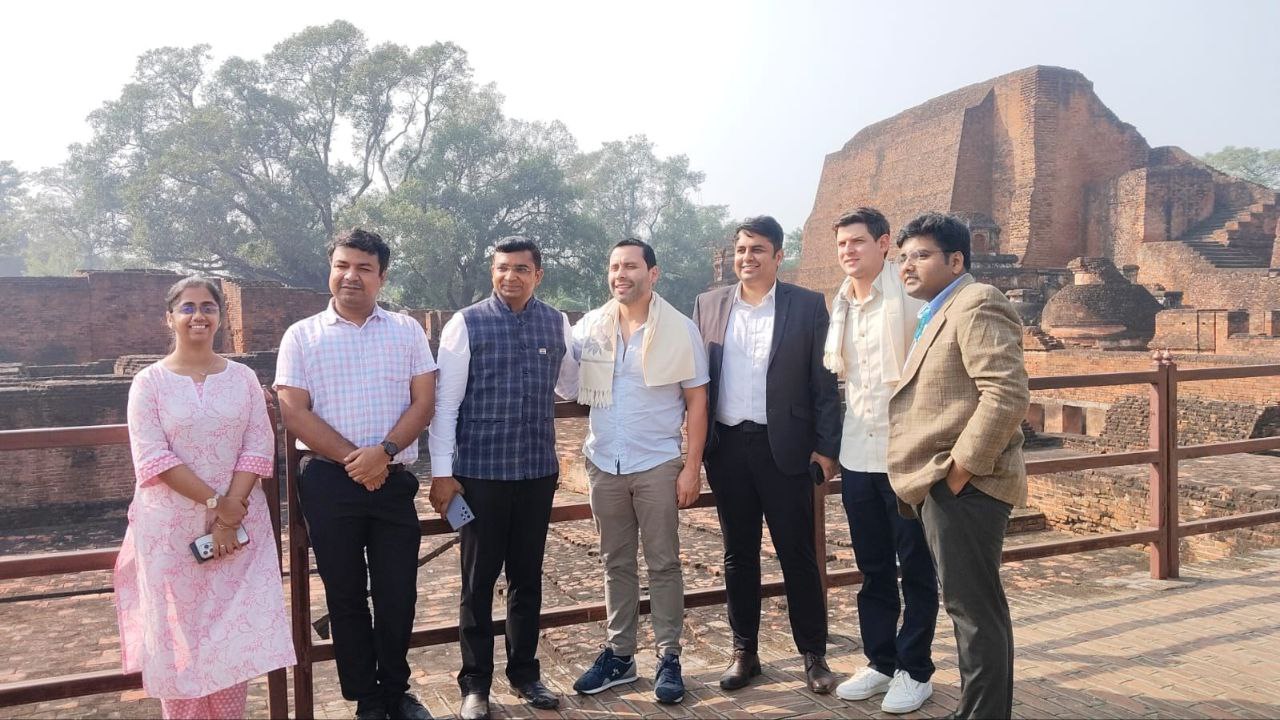 कोलंबिया निर्वाचन परिषद के प्रतिनिधियों ने नालंदा में मतदान प्रक्रिया का किया अवलोकन, की सराहना