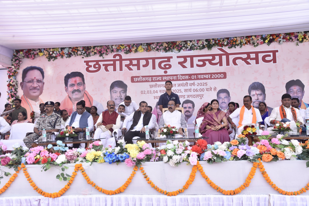 उप मुख्यमंत्री अरुण साव ने राज्योत्सव का किया शुभारंभ