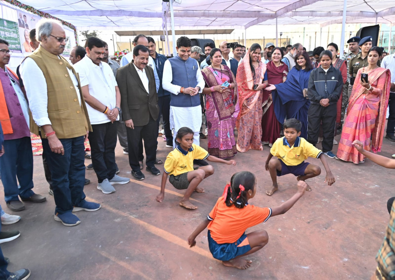ग्रामीण प्रतिभा का हुआ सम्मान, विकासखंड स्तरीय सांसद खेल महोत्सव का भव्य समापन
