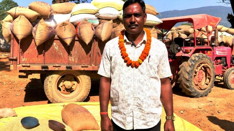 धान खरीदी केन्द्र में किसानों की सुविधा को सर्वोच्च प्राथमिकता-संतोष यादव