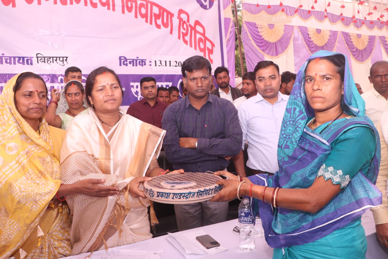 शासन लोगों के द्वार : हर समस्या का समाधान सरकार की प्राथमिकता: मंत्री श्रीमती लक्ष्मी राजवाड़े