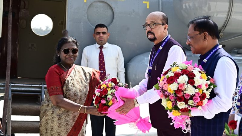 राष्ट्रपति श्रीमती मुर्मु का अंबिकापुर में आत्मीय स्वागत