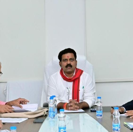 पेसा अधिनियम के नियमों को अधिक प्रभावी बनाने उपमुख्यमंत्री विजय शर्मा ने सभी विभागों से समन्वय हेतु ली बैठक
