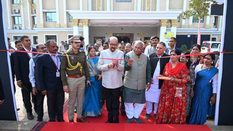 दिव्यांगजनों के साथ देश, समाज और परिवार खड़ा है- राज्यपाल डेका