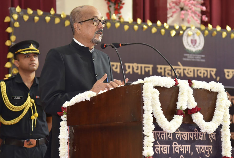 लोकतांत्रिक ढांचे में कैग की सर्वाेच्च भूमिका -रमेन डेका