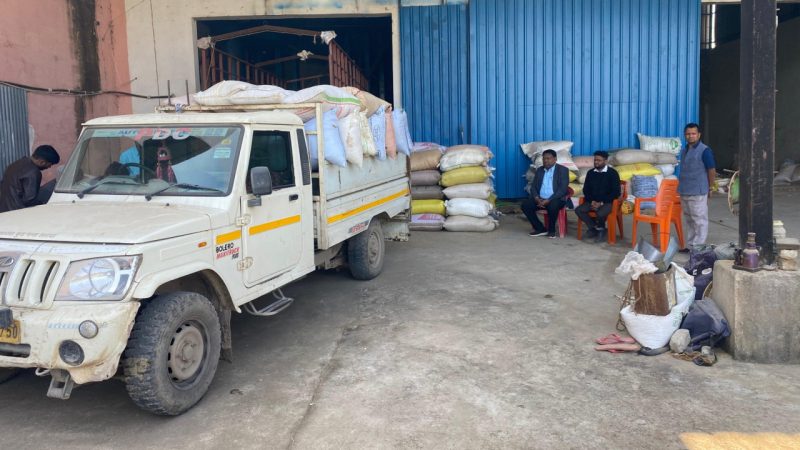 अवैध धान पर हुई कार्रवाई, 264 क्विंटल से अधिक धान जप्त