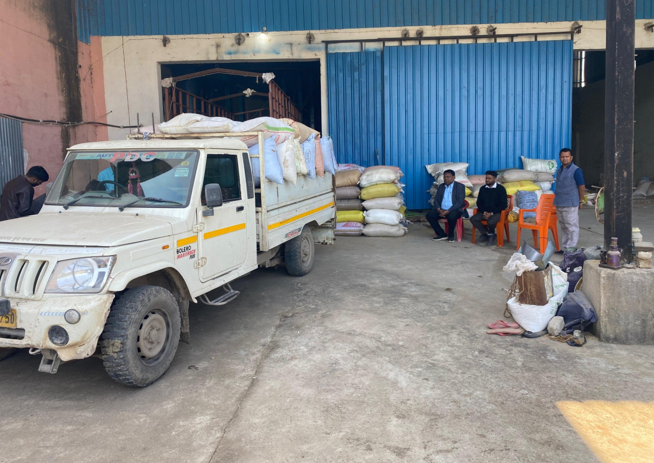 अवैध धान पर हुई कार्रवाई, 264 क्विंटल से अधिक धान जप्त