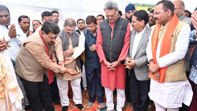उप मुख्यमंत्री विजय शर्मा ने श्री पंचमुखी बूढ़ा महादेव मंदिर में कांवड़िया विश्राम गृह निर्माण का किया भूमिपूजन, 1.54 करोड़ की लागत से होगा तैयार