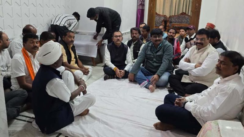 वन मंत्री केदार कश्यप और पूर्व सांसद दिनेश कश्यप को मातृ-शोक