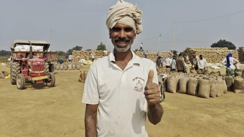 पारदर्शी धान खरीदी से खुश मुढ़ीपार के किसान कुमार वर्मा : बेटे की शादी में करेंगे राशि का उपयोग