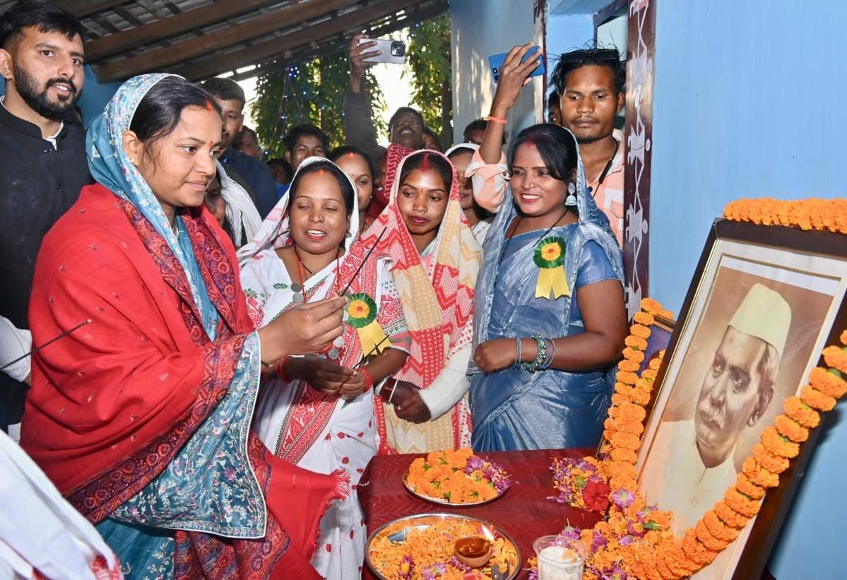 मंत्री श्रीमती लक्ष्मी राजवाड़े ने भारत के प्रथम राष्ट्रपति डॉ. राजेन्द्र प्रसाद की जयंती पर किया नमन