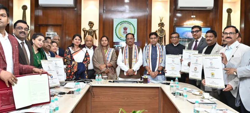 रक्षक पाठ्यक्रम छात्रों के सुरक्षित भविष्य गढ़ने में सहायक होगा – मुख्यमंत्री विष्णुदेव साय