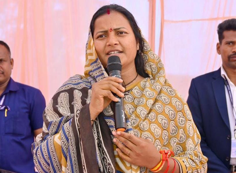 सड़कें बनेंगी विकास का आधार