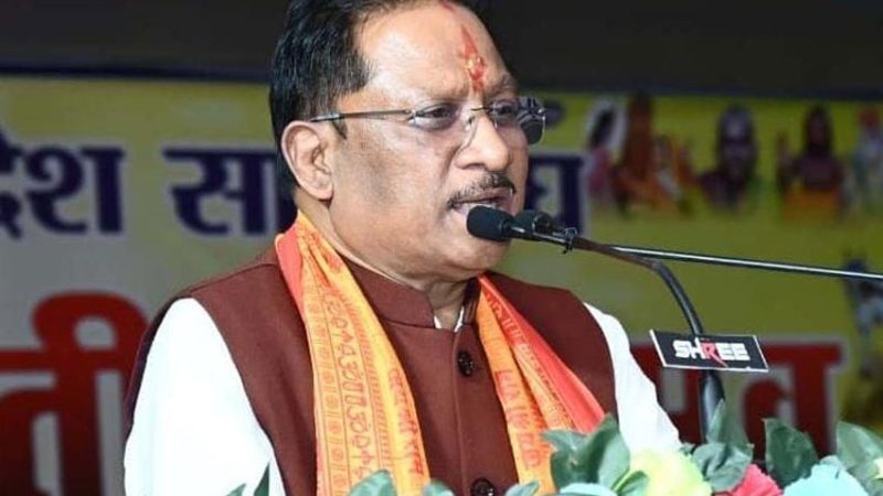 राजिम त्रिवेणी संगम में आयोजित भक्त माता राजिम जयंती महोत्सव में शामिल हुए मुख्यमंत्री साय