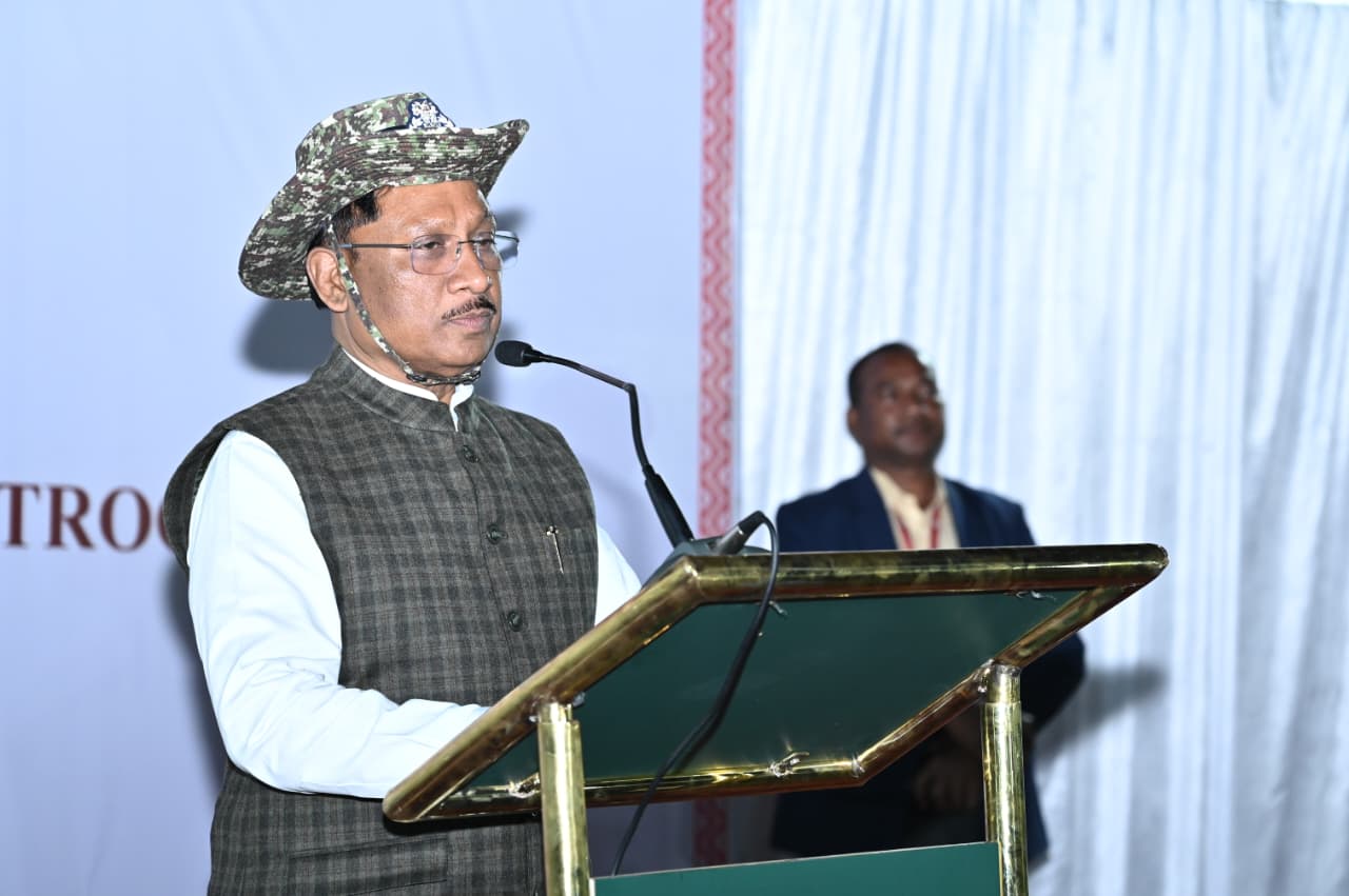 मुख्यमंत्री साय नारायणपुर में जवानों से मिले और हौसला बढ़ाया