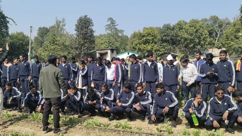 134 पुनर्वासित युवाओं को जैविक खेती एवं पर्यटन स्थलों का कराया गया शैक्षणिक भ्रमण
