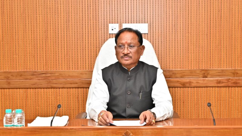 मुख्यमंत्री विष्णु देव साय की अध्यक्षता में आज यहाँ विधानसभा परिसर स्थित सभाकक्ष में मंत्री परिषद की बैठक