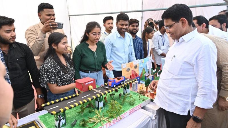 सकारात्मक सोच ही सफलता की कुंजी, युवा बदलेंगे भारत का भविष्य” – राजस्व मंत्री टंक राम वर्मा