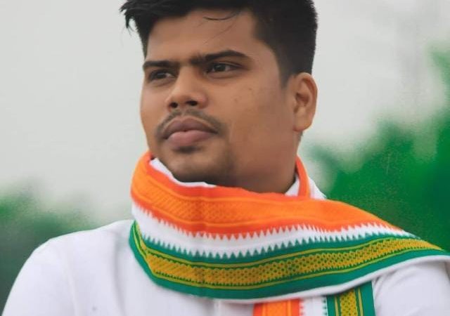 घरेलू और कॉमर्शियल गैस की किल्लत से प्रदेश और शहर की जनता का हाल बेहाल : शाहरुख अशरफी