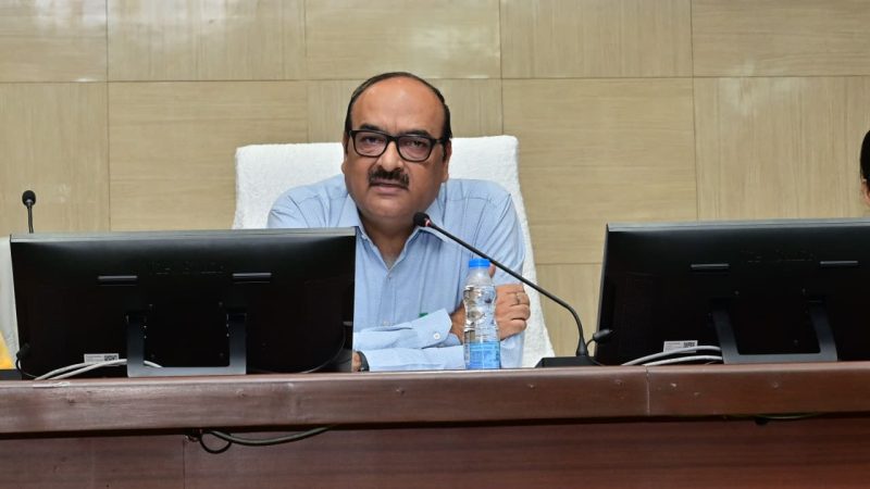 मुख्य सचिव विकास शील की अध्यक्षता में सम्पन्न हुई नक्सल प्रभावित जिलों के आजीविका संवर्धन हेतु परामर्श कार्यशाला