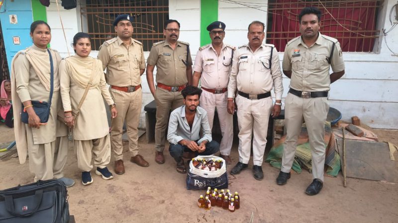 बलौदाबाजार : संयुक्त टीम ने 10 हजार रुपए से अधिक की देशी मदिरा किया जब्त