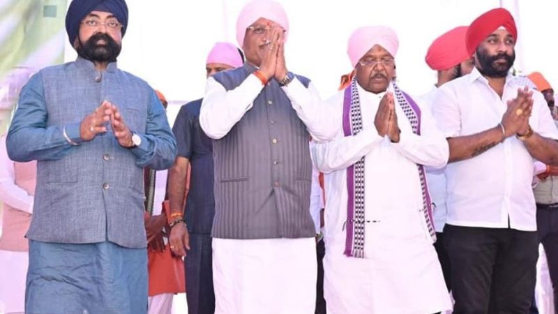 गढ़फुलझर नानकसागर में होला मोहल्ला कार्यक्रम में शामिल हुए मुख्यमंत्री विष्णु देव साय