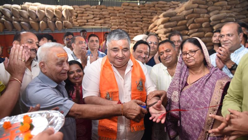 पर्यटन एवं संस्कृति मंत्री राजेश अग्रवाल ने दिलाई जनगणना शपथ