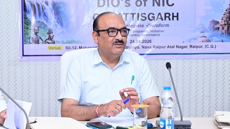 आम जनता को शासन की फ्लैगशिप योजनाओं का लाभ दिलाने के लिए सूचना प्रौद्योगिकी का अधिकतम इस्तेमाल करें: मुख्य सचिव विकासशील