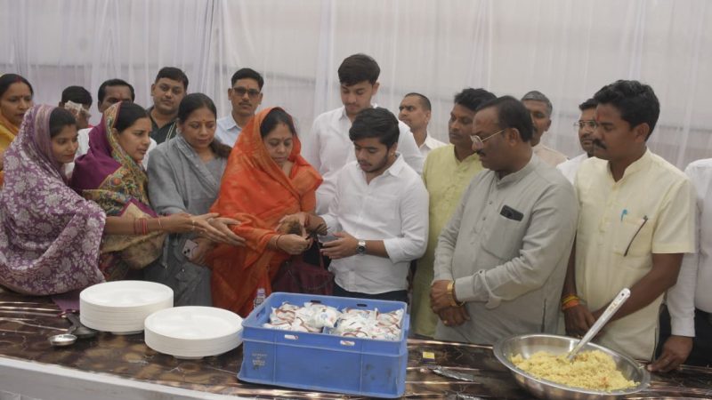 सशस्त्र नक्सलवाद की समाप्ति के ऐतिहासिक संकल्प की पूर्ति पर भव्य हनुमंत भंडारा का हुआ आयोजन