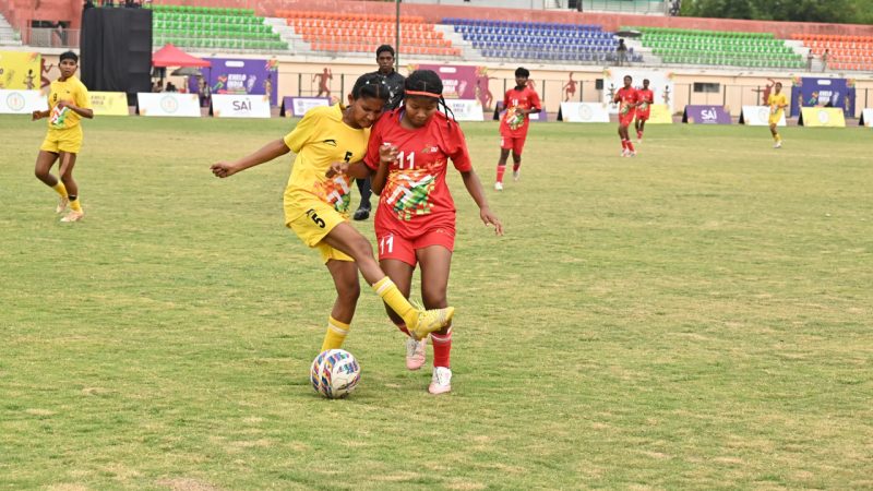 महिला फुटबॉल में छत्तीसगढ़ का शानदार प्रदर्शन, झारखंड को हराकर जीता स्वर्ण पदक