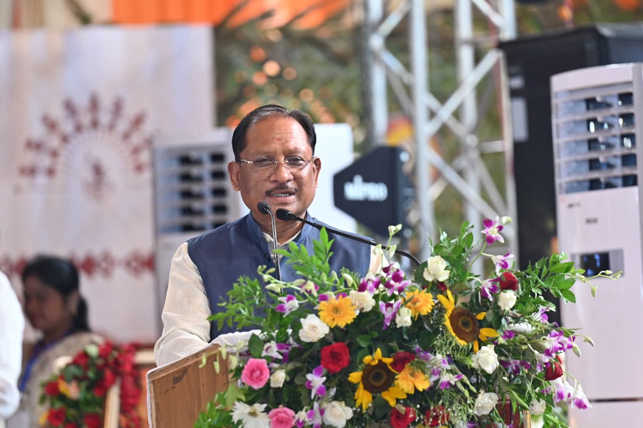 बस्तर में विकास का आधार बनेगी खेती : उद्योगपतियों को बसाने के भ्रम फैला रहा विपक्ष – मुख्यमंत्री विष्णुदेव साय