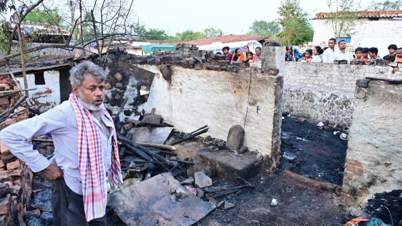 कुम्हारी थाना क्षेत्र अंतर्गत खपरी में गैस सिलेंडर ब्लास्ट की दर्दनाक घटना में एक ही परिवार के चार सदस्यों की मौत